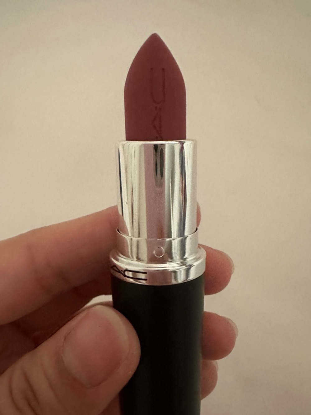 Mac Mehr Lipstick